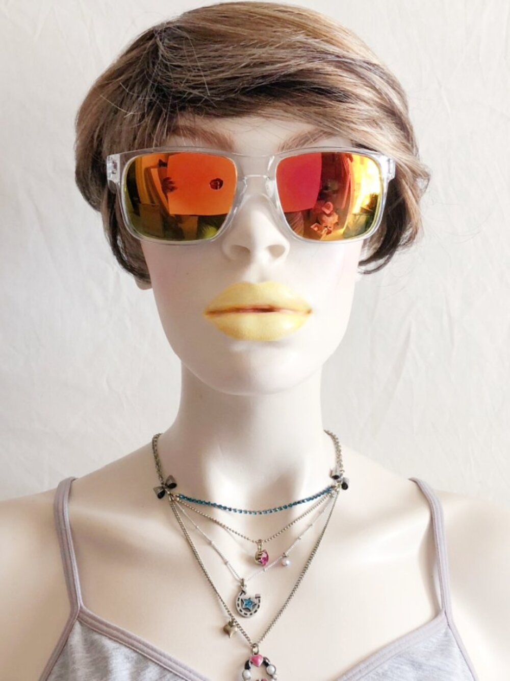 Transparent Frame Sporty Square Shape Sunglasses